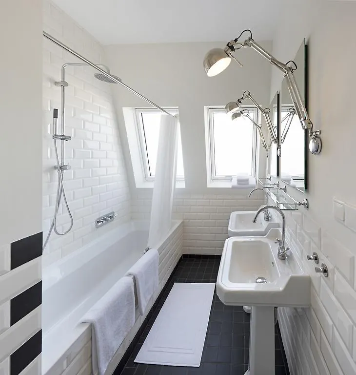 Bed and breakfast Grand Max Apartment Ámsterdam